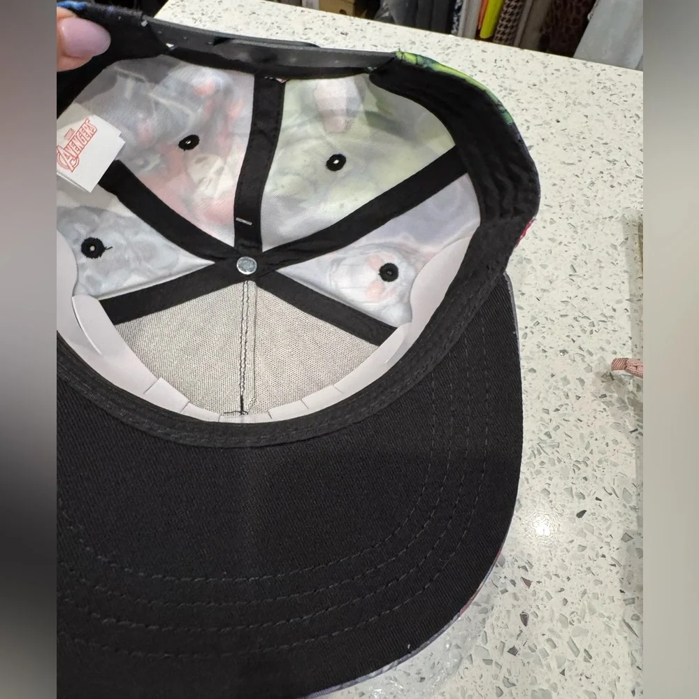 Superhero AVENGERS Kids Cap / baseball hat - Picture 4 of 6